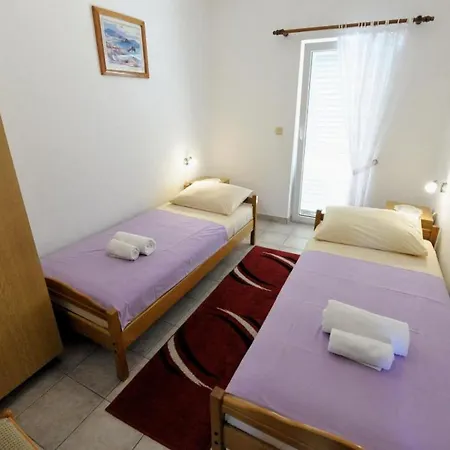 Kopriva Apartment Murter