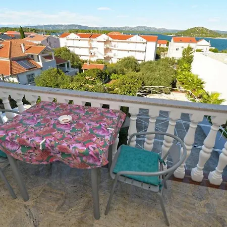 Kopriva Apartment Murter