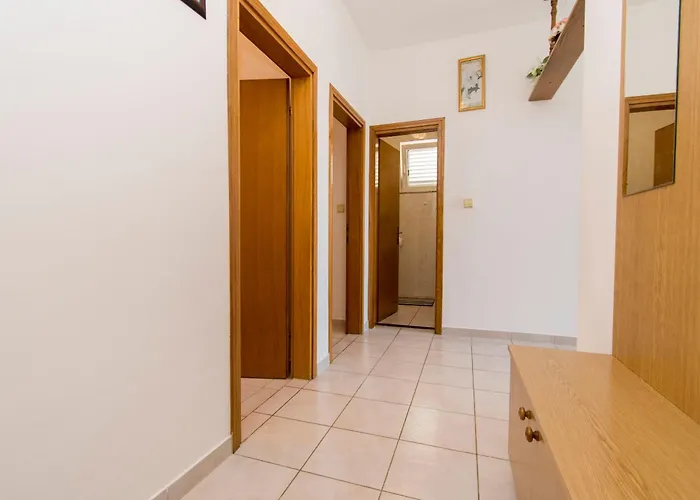 Apartamento Nada Murter