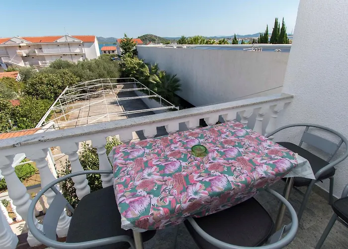 Nada Apartamento Murter